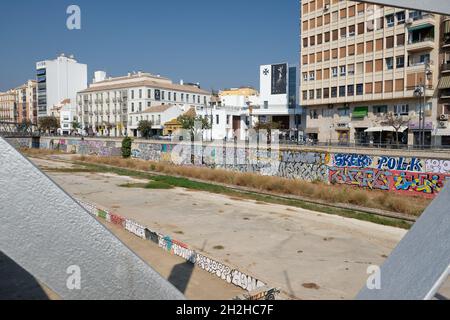 Flussbett Guadalmedina, Stadt Malaga, Andalusien, Spanien. Stockfoto