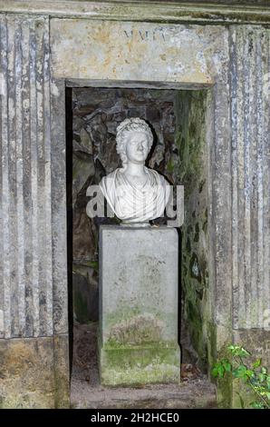 Seifersdorfer Tal, Wachau, Sachsen, Deutschland: Gedenkstätte an Anna Amalia, Herzogin von Sachsen-Weimar und Eisenach, im Park des Seifersdorfer Tals. Stockfoto