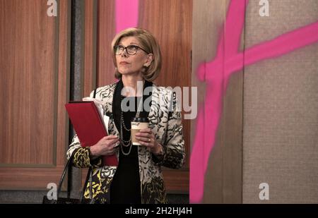 CHRISTINE BARANSKI in THE GOOD FIGHT (2017), Regie: ROBERT KING und MICHELLE KING. Kredit: SCOTT FREIE PRODUKTIONEN / Album Stockfoto