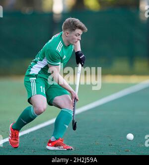 Cardiff, Wales, 21, Oktober 2021, Peter McKibbin (Irland) im Einsatz, während der FIH-WELTMEISTERSCHAFT 2023 - EUROPÄISCHE QUALIFIKATIONSSPIELE, Credit:, Graham Glendinning,/ Alamy Live News Stockfoto