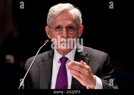 Washington, USA. Oktober 2021. DER US-Justizminister Merrick Garland erscheint vor der Anhörung des Justizausschusses des US-Justizministeriums auf dem Capitol Hill in Washington, DC, USA, am 21. Oktober 2021. (Foto von Pool/Sipa USA) Quelle: SIPA USA/Alamy Live News Stockfoto