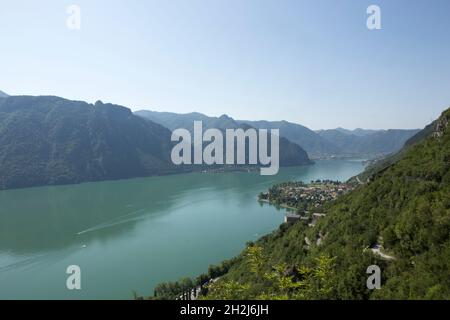 Rocca d'Anfo ist Italiens größte napoleonische Festung über dem Idrosee Stockfoto