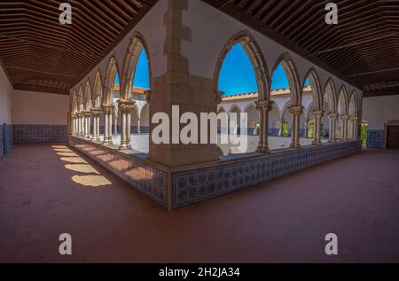 TOMAR, PORTUGAL 18. JUNI 2016 - das Innere des Klosters des Ordens Christi ist ein religiöses und römisch-katholisches Gebäude in Tomar, Portugal Stockfoto