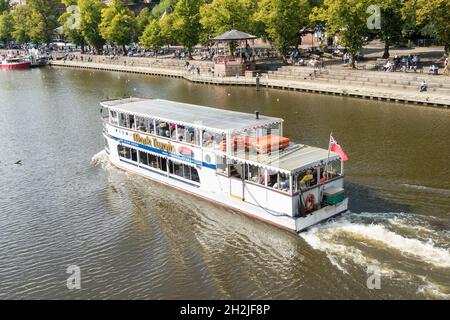 Ausflug mit dem Boot Mark Twain auf dem Fluss Dee Chester 2021 Stockfoto