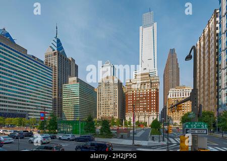 1600 Arch Street, The Phoenix, ist der ehemalige Hauptsitz der Insurance Company of North America. Das Wahrzeichen von Philadelphia ist heute ein Wohngebiet. Stockfoto