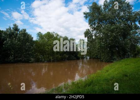 Die Mosel überflutete Teile der Stadt Trier, Klimawandel, Deutschland, Sommer 2021 Stockfoto