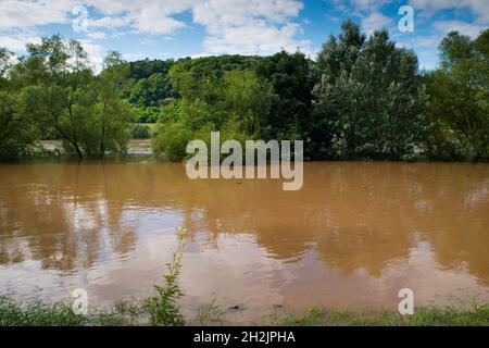 Die Mosel überflutete Teile der Stadt Trier, Klimawandel, Deutschland, Sommer 2021 Stockfoto