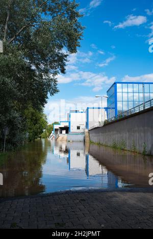 Die Mosel überflutete Teile der Stadt Trier, Klimawandel, Deutschland, Sommer 2021 Stockfoto