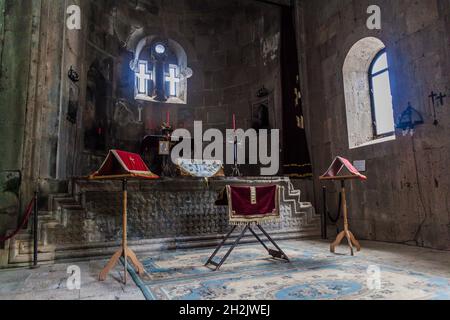 TATEV, ARMENIEN - 8. JULI 2017: Innenraum der Kirche im Kloster Tatev, Armenien Stockfoto