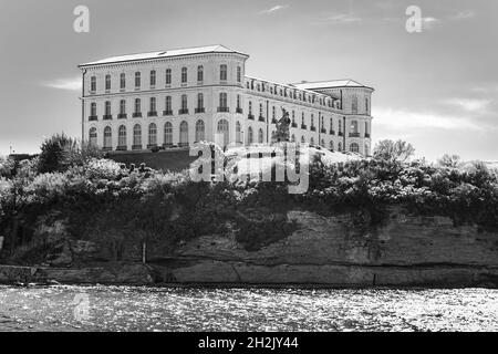 Marseille, Frankreich; 30. März 2011: Blick auf den Pharo-Palast. Stockfoto