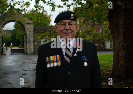 Queen's own Buffs, The Royal Kent Regiment, Waffenstillstandstag 2019 in der Kathedrale von Canterbury. Das Regiment bestand aus Büffeln (Royal East Kent Regiment) Stockfoto