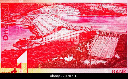 1 Cedi-Banknote, Bank of Ghana, Closeup Bill Fragment zeigt das Wasserkraftwerk am Lake Volta und Akosombo Dam, ausgestellt am 2015 Stockfoto