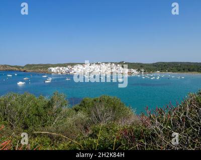 Es Grau von der anderen Seite der Bucht, Menorca Stockfoto