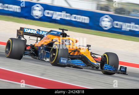 Austin, Texas, USA. Oktober 2021. F1-Fahrer #3 DANIEL RICCIARDO vom McLaren F1-Team in Runde 5 während des Trainings. (Bild: © Hoss McBain/ZUMA Press Wire) Bild: ZUMA Press, Inc./Alamy Live News Stockfoto