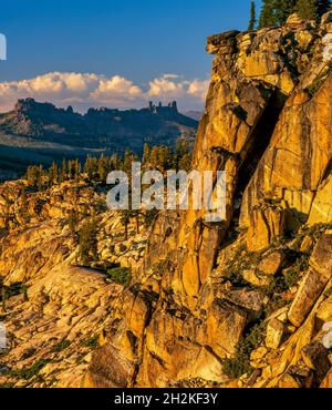 Sonnenuntergang, Burst Rock, Emigrant Wilderness, Stanislaus National Forest, Sierra Nevada, Kalifornien Stockfoto