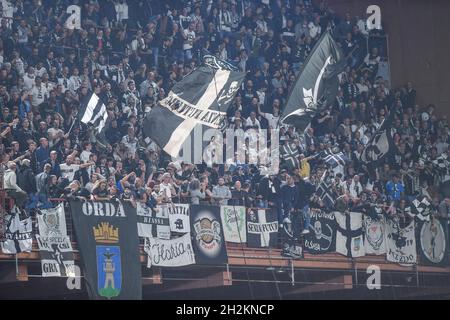 Genua, Italien. Oktober 2021. Supporter Spezia während UC Sampdoria vs Spezia Calcio, Italienische Fußballserie Ein Spiel in Genua, Italien, Oktober 22 2021 Kredit: Unabhängige Fotoagentur/Alamy Live Nachrichten Stockfoto