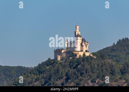 Burg Marksburg (Burg Marksburg) Landschaft am oberen Mittelrhein bei Braubach, Deutschland Stockfoto