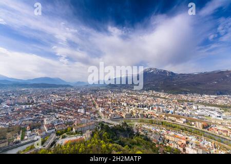 Grenoble Stadt sehen vom Standpunkt der Bastille aus Stockfoto