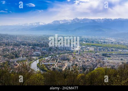 Grenoble Stadt sehen vom Standpunkt der Bastille aus Stockfoto