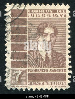 URUGUAY - UM 1934: Briefmarke gedruckt von Uruguay, zeigt Florencio Sanchez, um 1934 Stockfoto