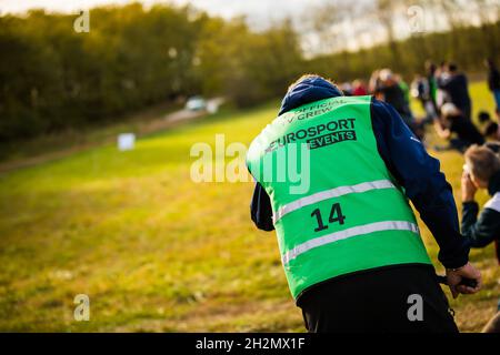 Nyiregyhaza, Ungarn. Oktober 2021. Kameramann TV Eurosport während der FIA ERC Rally Ungarn 2021, 7. Runde der FIA European Rally Championship 2021, vom 21. Bis 24. Oktober 2021 in Nyiregyhaza, Ungarn - Foto: Bastien Roux/DPPI/LiveMedia Kredit: Independent Photo Agency/Alamy Live News Stockfoto