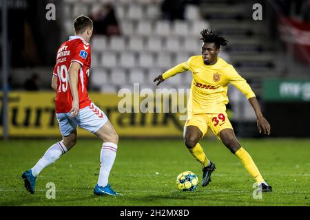 Vejle, Dänemark. Oktober 2021. Adamo Nagalo (39) vom FC Nordsjaelland wurde während des 3F Superliga-Spiels zwischen Vejle Boldklub und FC Nordsjaelland im Vejle Stadion in Vejle gesehen. (Foto: Gonzales Photo/Alamy Live News Stockfoto