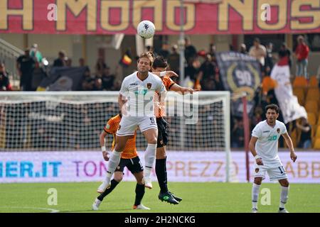 Benevento, Italien. Oktober 2021. GORI Gabriele (Cosenza Calcio) während Benevento Calcio gegen Cosenza Calcio, Italienische Fußballmeisterschaft Liga BKT in Benevento, Italien, Oktober 23 2021 Quelle: Independent Photo Agency/Alamy Live News Stockfoto