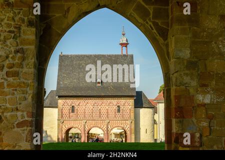 Blick auf die Abtei Lorsch auf Deutschland, UNESCO-Weltkulturerbe Stockfoto