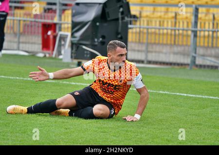 Benevento, Italien. Oktober 2021. Gaetano Letizia (Benevento Calcio) während Benevento Calcio gegen Cosenza Calcio, Italienische Fußballmeisterschaft Liga BKT in Benevento, Italien, Oktober 23 2021 Kredit: Unabhängige Fotoagentur/Alamy Live Nachrichten Stockfoto