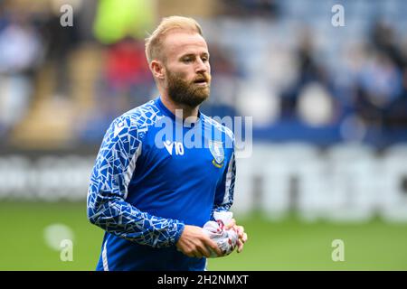 Barry Bannan #10 von Sheffield Wednesday, der sich vor dem Spiel aufwärmte Stockfoto