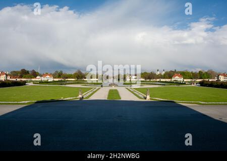 Der Schlosspark Nymphenburg zählt zu den schönsten und wichtigsten Beispielen der Gartengestaltung in Deutschland. Der Ort ist ein denkmalgeschütztes Denkmal Stockfoto