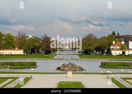 Der Schlosspark Nymphenburg zählt zu den schönsten und wichtigsten Beispielen der Gartengestaltung in Deutschland. Der Ort ist ein denkmalgeschütztes Denkmal Stockfoto