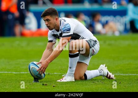 23. Oktober 2021; Mattioli Woods Welford Road Stadium, Leicester, England; Gallagher Premiership Rugby, Leicester Tigers versus Sale Sharks; Kieran Wilkinson von Sale Sharks bereitet sich auf eine Strafe vor Stockfoto