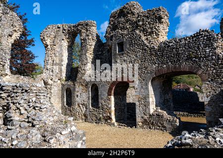 Wolvesey Castle, auch bekannt als Old Bishop’s Palace, eine mittelalterliche Ruine in Winchester, Hampshire, Großbritannien Stockfoto