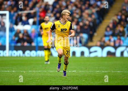 Hillsborough, Sheffield, England - 23. Oktober 2021 lasse Sorensen (21) von Lincoln während des Spiels Sheffield Wednesday gegen Lincoln City, Sky Bet League One, 2021/22, Hillsborough, Sheffield, England - 23. Oktober 2021, Credit: Arthur Haigh/WhiteRosePhotos/Alamy Live News Stockfoto