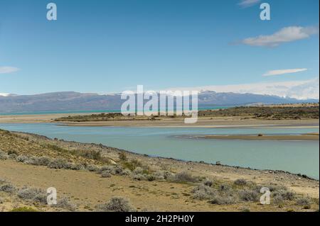 Fluss Santa Cruz, durch Patagonien. Stockfoto