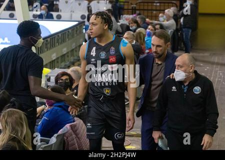 PalaRadi, Cremona, Italien, 23. Oktober 2021, McNeace Jamuni (Vanoli Cremona) während der Vanoli Basket Cremona gegen Happy Casa Brindisi – Italienische Basketball A Serie Championship Stockfoto