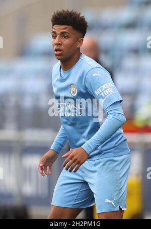 Manchester, England, 23. Oktober 2021. Rico Lewis von Manchester City während des Spiels der Professional Development League im Academy Stadium in Manchester. Bildnachweis sollte lauten: Darren Staples / Sportimage Stockfoto