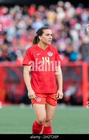 Ottawa, Kanada, 23. Oktober 2021: Vanessa Gilles vom Team Canada während des Spiels der „Zelegrentour“ gegen das Team New Zealand auf dem TD-Platz in Ottawa, Kanada. Kanada gewann das Spiel mit 5:1. Stockfoto