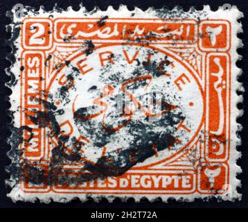 ÄGYPTEN - UM 1938: Eine in Ägypten gedruckte Briefmarke zeigt die offizielle Briefmarke, um 1938 Stockfoto