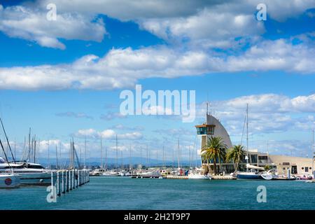 In der Laube von Port Camargue in Frankreich Stockfoto