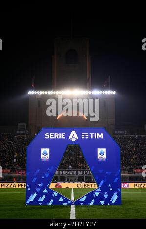 Bologna, Italien. 23. Oktober 2021. Die Gesamtansicht zeigt das Renato Dall'Ara Stadion vor dem Fußballspiel der Serie A zwischen dem FC Bologna und dem AC Mailand. Kredit: Nicolò Campo/Alamy Live Nachrichten Stockfoto