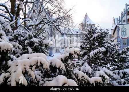 Das schöne winterliche Hochschloss in Füssen in Bayern, Deutschland Stockfoto