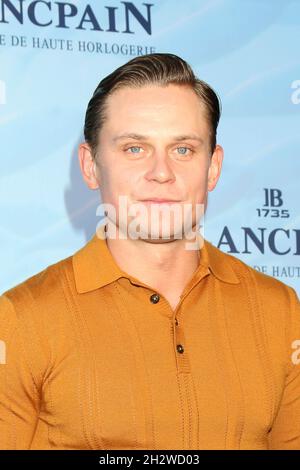 Billy Magnussen bei der 14. Jährlichen SeaChange Summer Party des Oceana am 23. Oktober 2021 in Laguna Beach, CA (Foto: Katrina Jordan/Sipa USA) Stockfoto