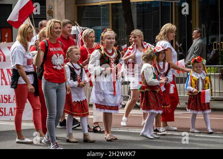 Die Pulaski Day Parade ist eine jährliche Veranstaltung in New York City, USA 2021 Stockfoto