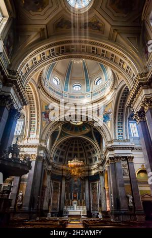 Brompton Oratory, eine große neoklassizistische römisch-katholische Kirche in Knightsbridge, London, England, Großbritannien Stockfoto