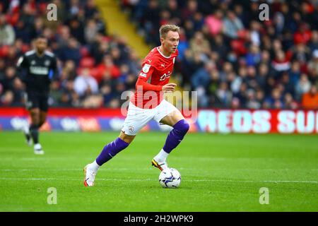 Oakwell, Barnsley, England - 24. Oktober 2021 Cauley Woodrow (9) von Barnsley - während des Spiels Barnsley gegen Sheffield United, Sky Bet EFL Championship 2021/22, in Oakwell, Barnsley, England - 24. Oktober 2021, Credit: Arthur Haigh/WhiteRoseFotos/Alamy Live News Stockfoto