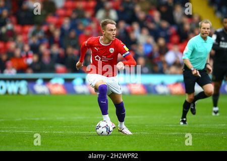 Oakwell, Barnsley, England - 24. Oktober 2021 Cauley Woodrow (9) von Barnsley - während des Spiels Barnsley gegen Sheffield United, Sky Bet EFL Championship 2021/22, in Oakwell, Barnsley, England - 24. Oktober 2021, Credit: Arthur Haigh/WhiteRoseFotos/Alamy Live News Stockfoto