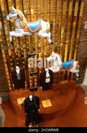 Pinko ist eine hochwertige italienische Modeboutique in SoHo, New York City, USA 2021 Stockfoto