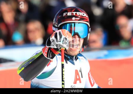 Solden, Österreich. Okt. 2021. Alpine Ski World Cup 2021-2022: 1. Herren-Riesenslalom, Eröffnungsrennen im Rahmen des Alpine Ski World Cup in Solden am 24. Oktober 2021; Zan Kranjec (SLO) (Foto von Pierre Teyssot/ESPA-Images) Kredit: Europäische Sport Fotoagentur/Alamy Live News Stockfoto